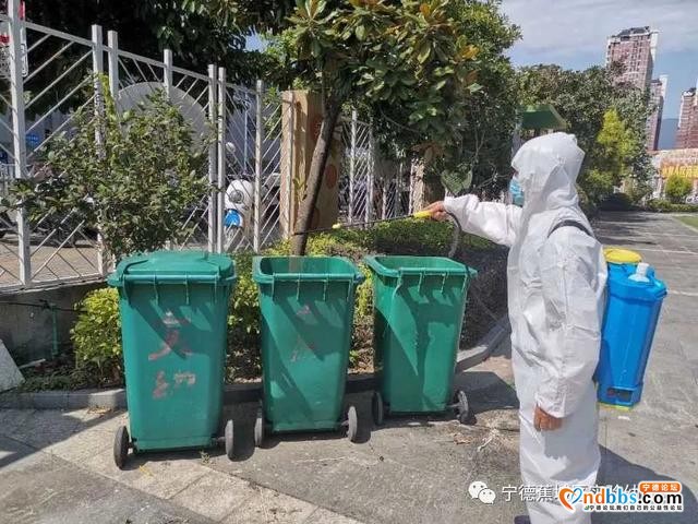 蕉城区实验幼儿园开学前开展环境消毒工作-7.jpg