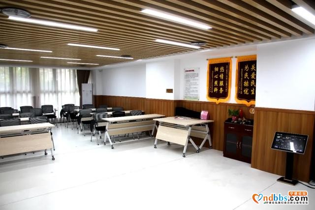 东侨湖滨社区：日间照料中心成为社区老人的第二个家-3.jpg