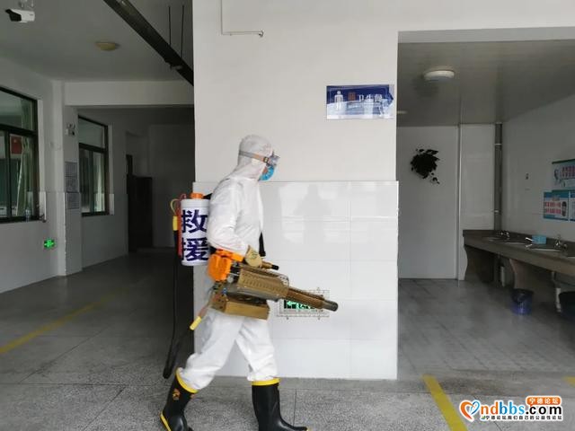 不忘初心，牢记使命！--- 宁德蓝天救援队为蕉城实小进行公益消杀-8.jpg
