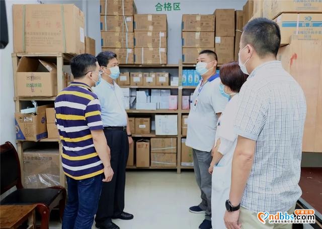 省卫健委指导组一行到福安市医院开展秋冬季新冠肺炎疫情防控工作指导-2.jpg