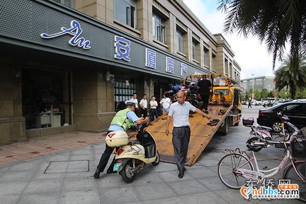 东侨大门山社区开展卫生大扫除活动-4.jpg
