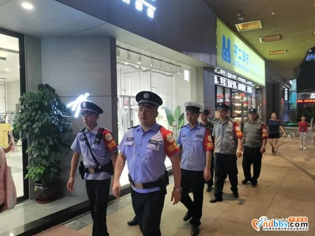 万郦义警巡逻队，“蕉城夜市”街头帅气的风景-4.jpg