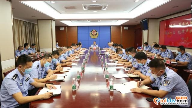 「致敬警旗」蕉城公安召开分局党委（扩大）会专题学习贯彻习近平总书记授旗训词精神-1.jpg