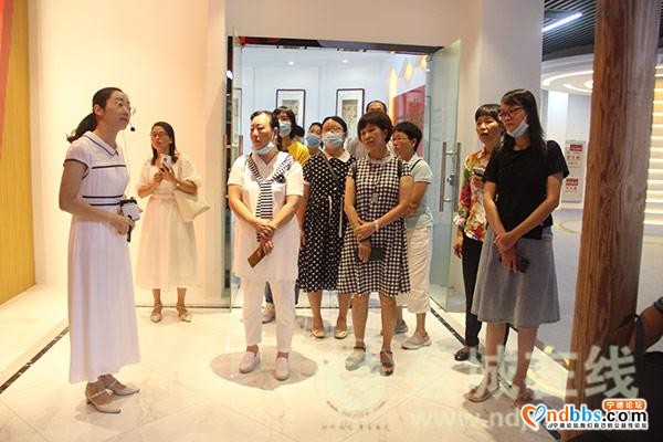 区科技局开展科技·人才活动周活动-2.jpg