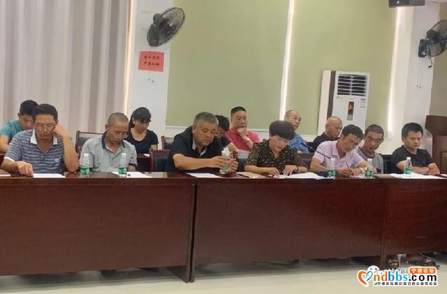 崇儒乡人大开展遵纪守法主题教育活动动员学习讨论会-3.jpg