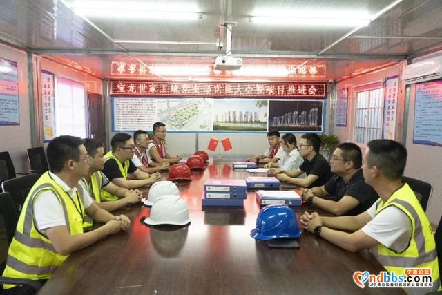 让党旗在项目工地一线上高高飘扬—福鼎市推行工地党建模式的探索与实践-4.jpg