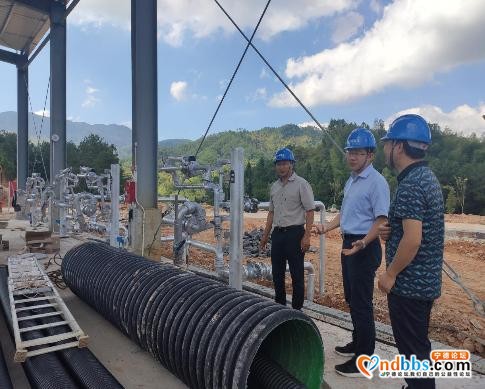 米古月深入屏城乡开展调研-1.jpg