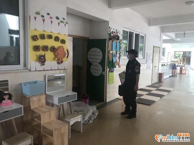 守护平安开学季 东侨巡特警校园行-2.jpg