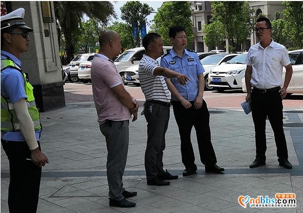 东侨亿利社区开展“门前三包”专项综合整治行动-1.jpg