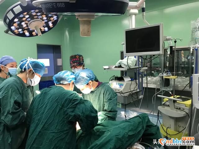 宁德一产妇术后大出血3000毫升命悬一线！多学科全力抢救助其脱险-2.jpg