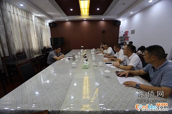 市领导赴东侨调研体育公园项目建设情况-2.jpg