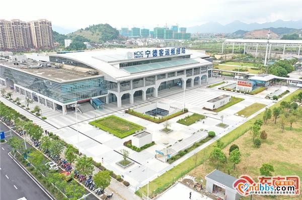 航拍宁德火车站综合客运枢纽站-1.jpg