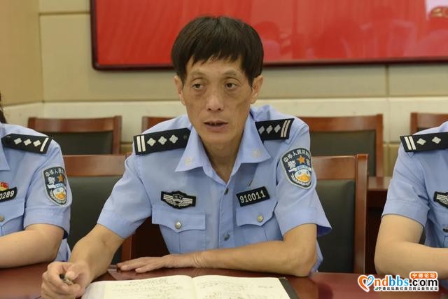 「致敬警旗」坚守初心，不负使命，擎旗奋进！蕉城公安向警旗致敬-2.jpg