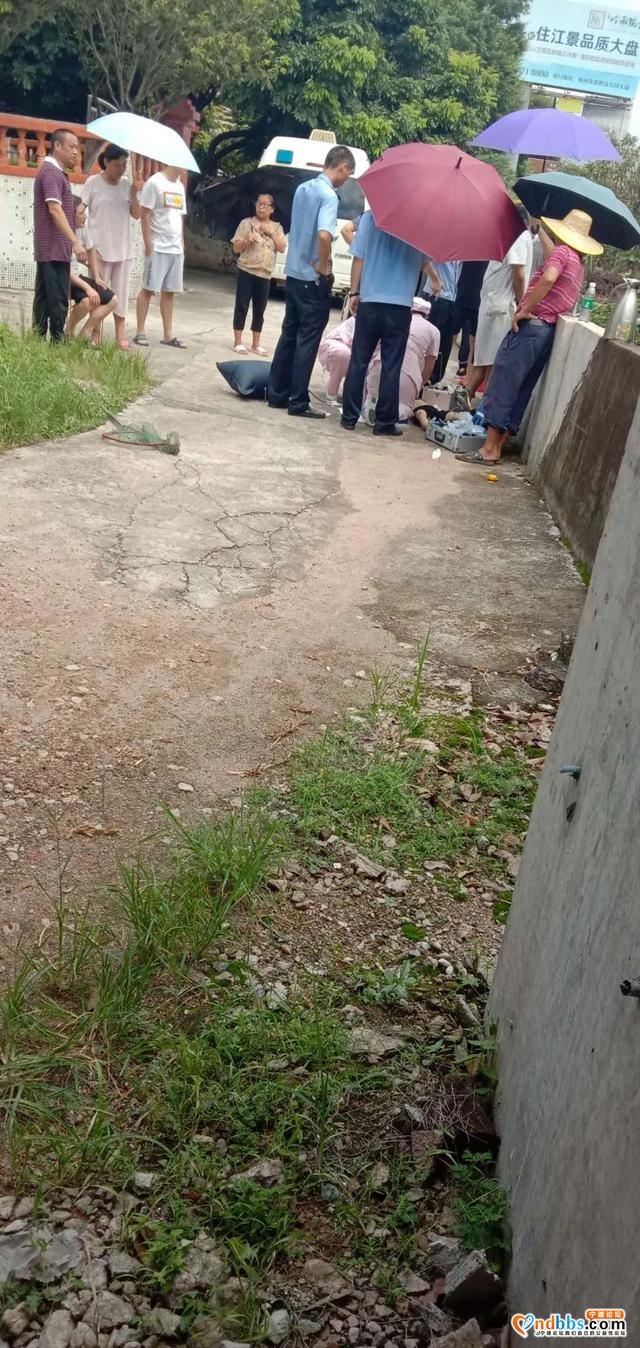 痛心！蕉城一男小孩在碧水街溺水身亡-2.jpg