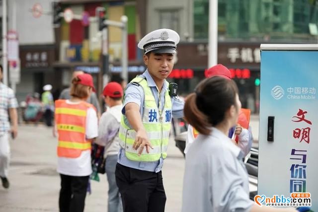 文明交通，擦亮城市名片我们始终在路上……-22.jpg