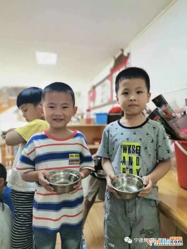 蕉城区实验幼儿园开展“厉行节俭 反对铺张浪费”主题教育活动-4.jpg