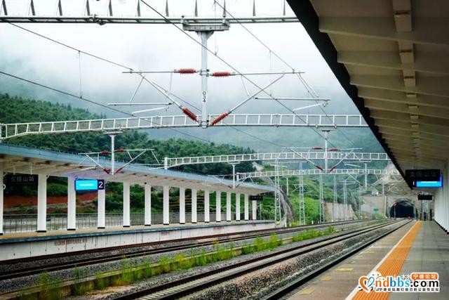 直击现场丨衢宁铁路支提山站通车啦！-14.jpg