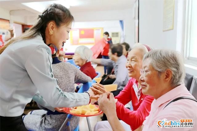 幸福满满 天福花苑老人们这样迎中秋 庆国庆-5.jpg