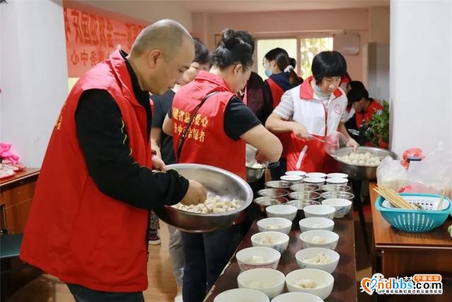 幸福满满 天福花苑老人们这样迎中秋 庆国庆-8.jpg