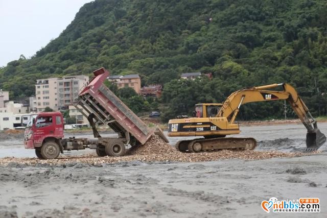 蕉城首例！排水板机处理软基排水，来车里湾项目现场看看-1.jpg