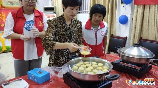 宁德市妇联开展“关爱空巢老人 共度中秋佳节”志愿服务活动-9.jpg