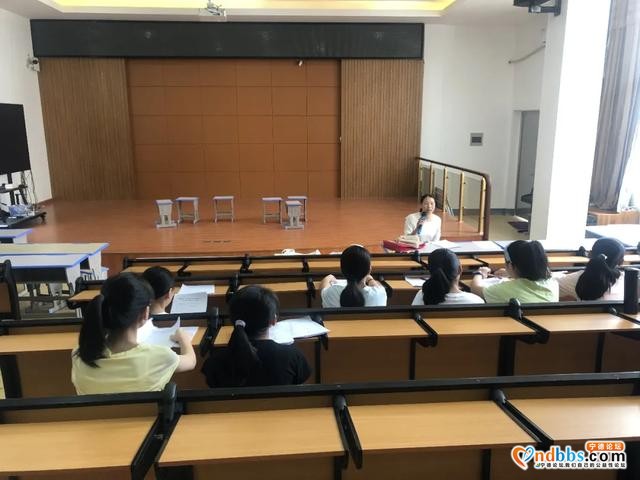 小荷才露尖尖角——第二小学“诗词大会”活动纪实-10.jpg
