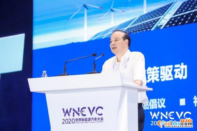 宁德时代曾毓群：投资不足，中国新能源汽车产业恐掉队-1.jpg