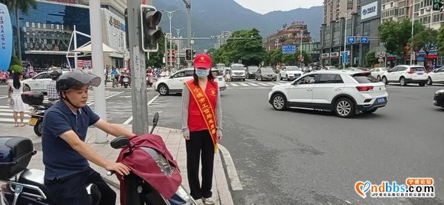 「党建」宁德市工信局开展志愿服务活动 助力创城攻坚-1.jpg