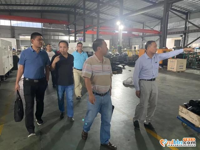 「动态」宁德市工信局党组成员、总工程师张辉调研我市电机电器产业-2.jpg