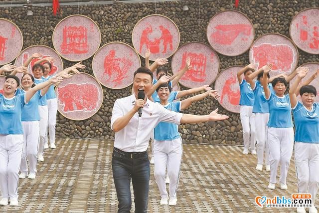 欢歌传山海 唱响新时代——中央广播电视总台“心连心”慰问演出走进宁德-4.jpg