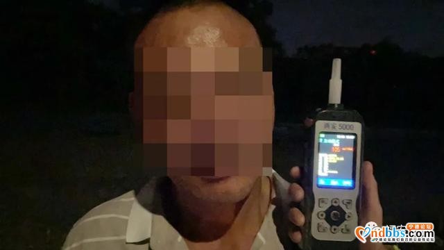 昨天又有28人“酒驾”被查获！双节假期交警不打烊-12.jpg