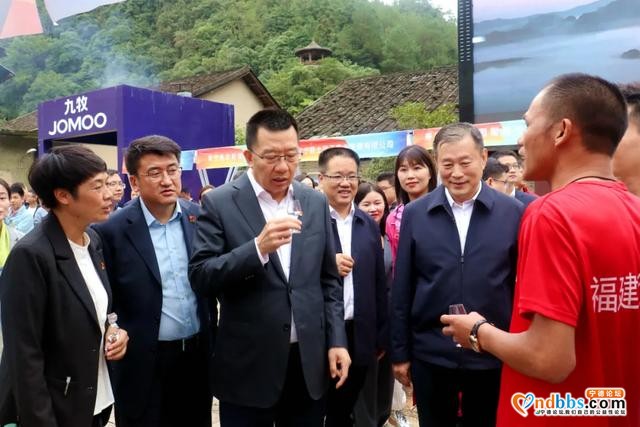 “全闽乐购·下乡的味道”掀起直播带货热潮（一）-4.jpg
