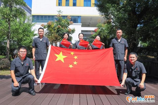 与国旗同框！生日快乐，我的祖国-13.jpg