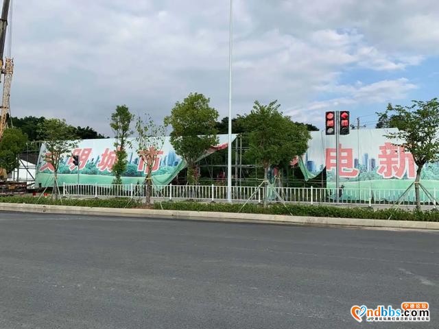 努力工作是对祖国母亲最好祝福-1.jpg