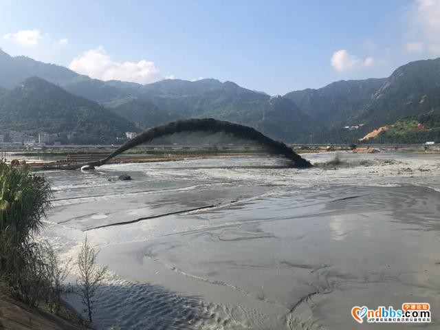 “黄金周”变“攻坚周”，锂电新能源车里湾项目建设“加速度”-2.jpg