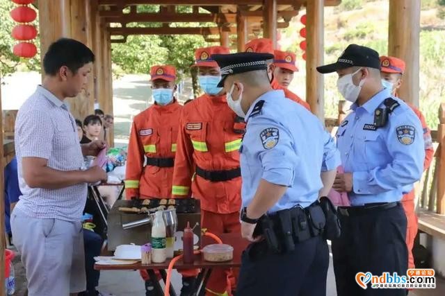 这个假期，你想去哪里，宁德公安“警察蓝”陪着你（二）-8.jpg
