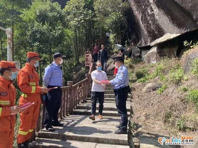 这个假期，你想去哪里，宁德公安“警察蓝”陪着你（二）-9.jpg