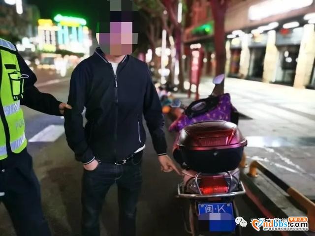 警示曝光 | 公安交警部门持续严查酒驾，酒驾情侣换座位，被抓现行-9.jpg