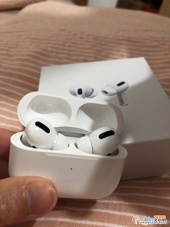 转让全新苹果耳机，只要245-2.jpg