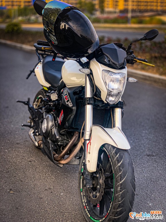 出一台15年贝纳利黄龙300明盘13000 找贝纳利厂家全新-3.jpg