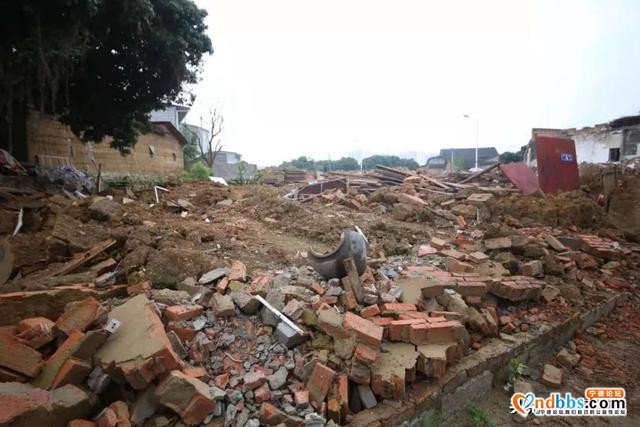 区长赴锂电产业项目现场办公解难题 推进项目序时进度-4.jpg