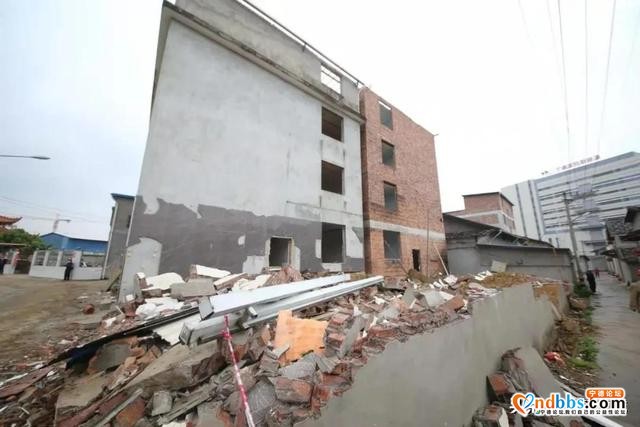 区长赴锂电产业项目现场办公解难题 推进项目序时进度-3.jpg