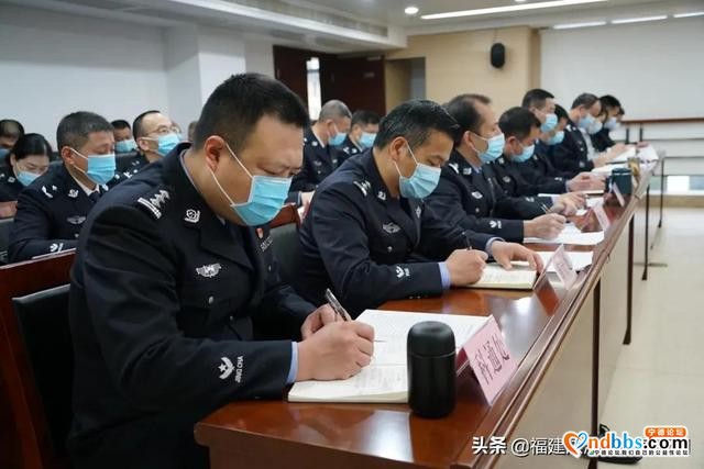 宁德市公安局党委召开队伍教育整顿专题学习会-5.jpg