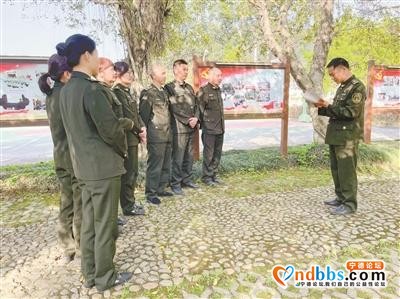 宁德高速宁德北中心所党员、职工在宁德北所的“圆梦”长廊开展“读党史 忆初心”党史故事读书分享会-1.jpg