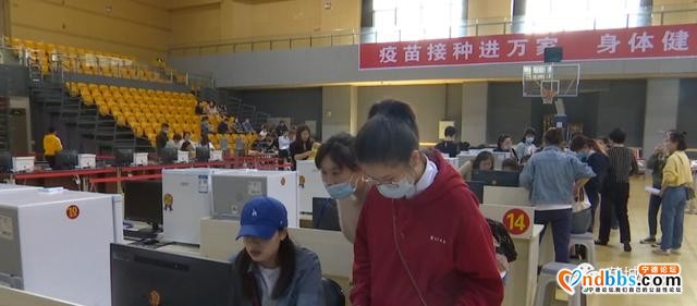 现场直击！蕉城区体育馆新冠病毒疫苗临时接种点增设完成-5.jpg