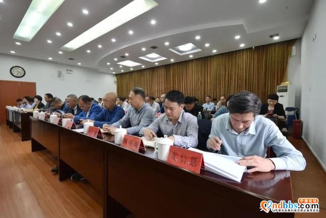 蕉城区召开区委常委会(扩大)会议，传达学习贯彻习近平总书记来闽考察重要讲话精神-4.jpg