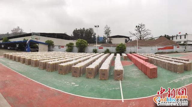 福建宁德查获1起涉嫌走私香烟案 案值约900万元-2.jpg