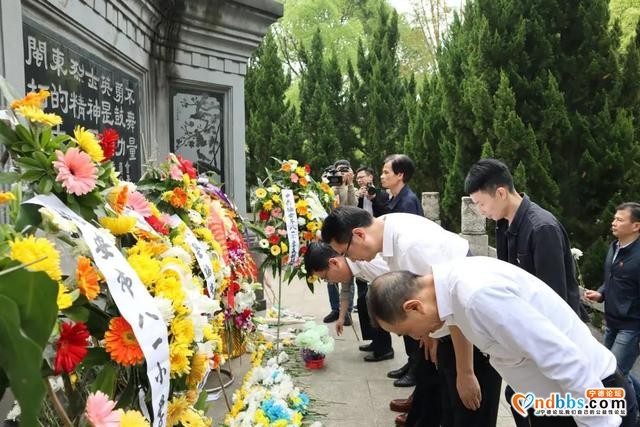 "再学习、再调研、再落实"|宁德市工商联组织非公经济人士赴福安开展“清明祭英烈”暨“继承革命传统 弘扬闽东精神”党史学习教育活动-2.jpg