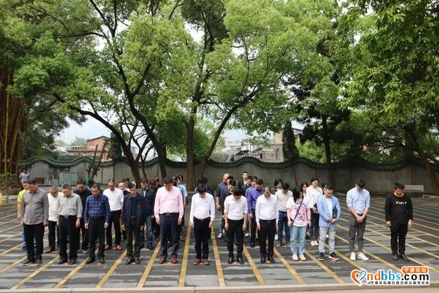 "再学习、再调研、再落实"|宁德市工商联组织非公经济人士赴福安开展“清明祭英烈”暨“继承革命传统 弘扬闽东精神”党史学习教育活动-1.jpg