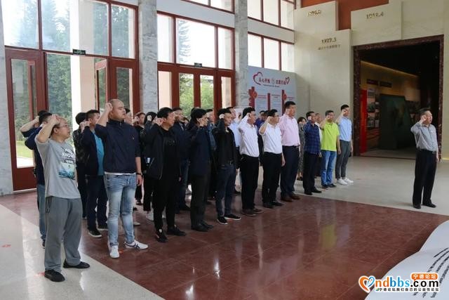 "再学习、再调研、再落实"|宁德市工商联组织非公经济人士赴福安开展“清明祭英烈”暨“继承革命传统 弘扬闽东精神”党史学习教育活动-4.jpg